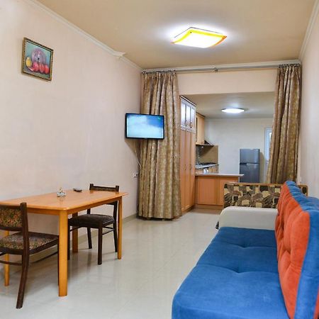 Marina Apartment Yerevan Exterior photo