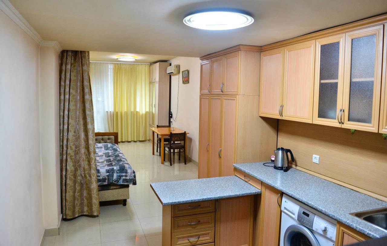 Marina Apartment Yerevan Exterior photo